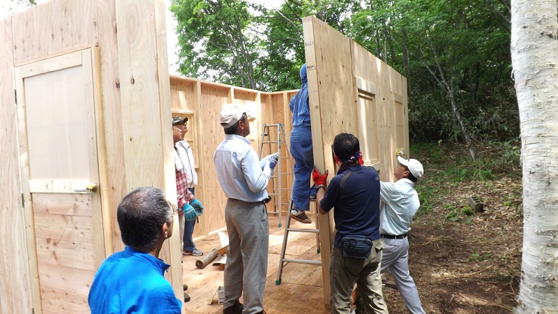 よく相談されましたが、高齢者の方も小屋作りできます。